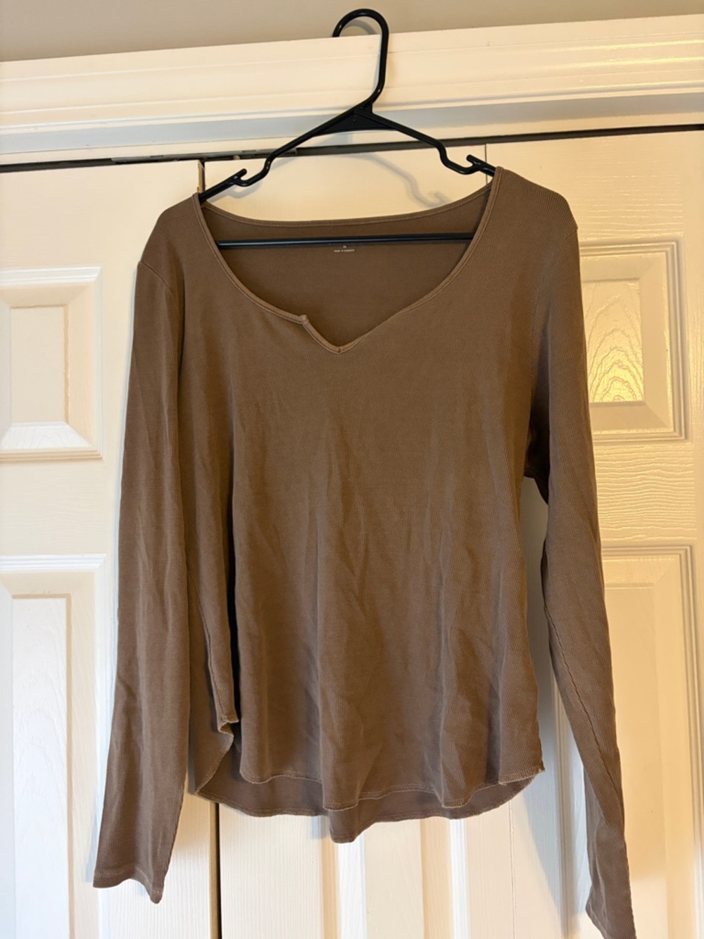 Old Navy Brown V-Neck Long Sleeve Tee